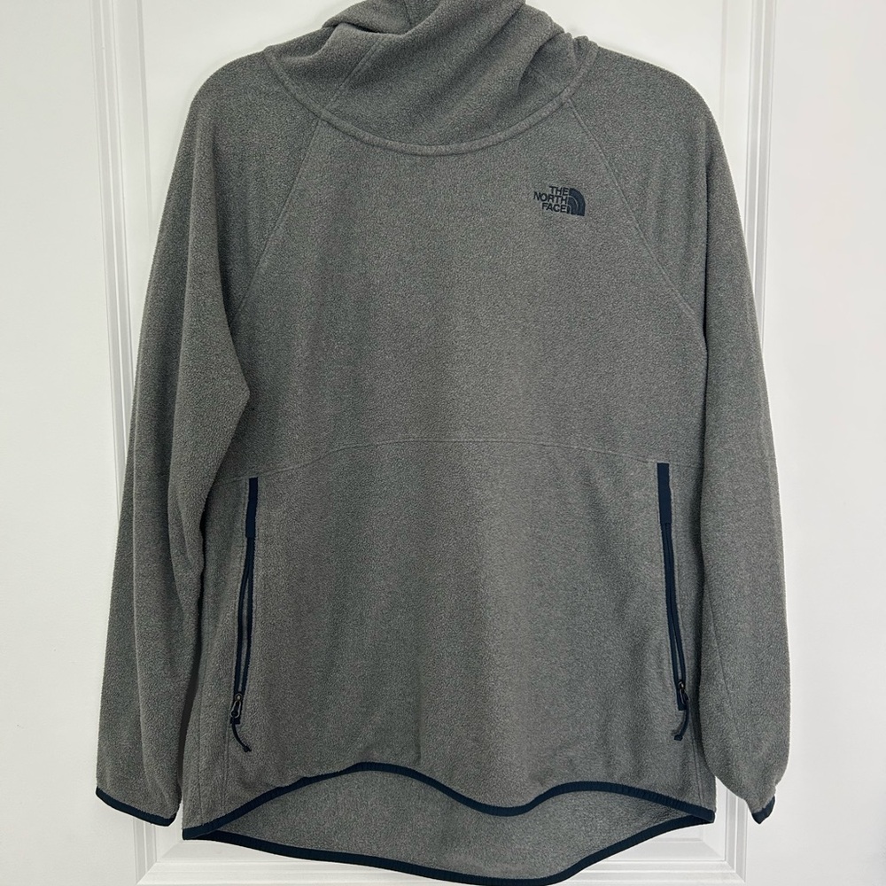 The North Face Women’s Glacier Fleece Pullover